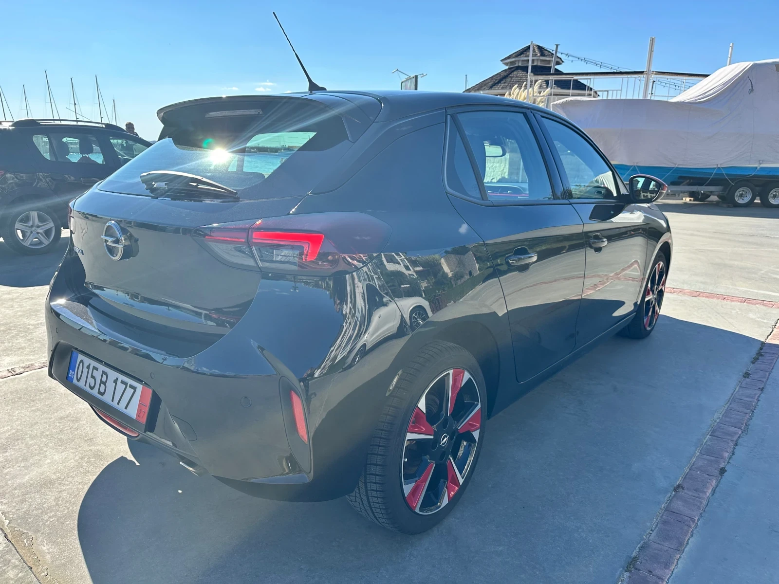 Opel Corsa Black Edition  - изображение 6