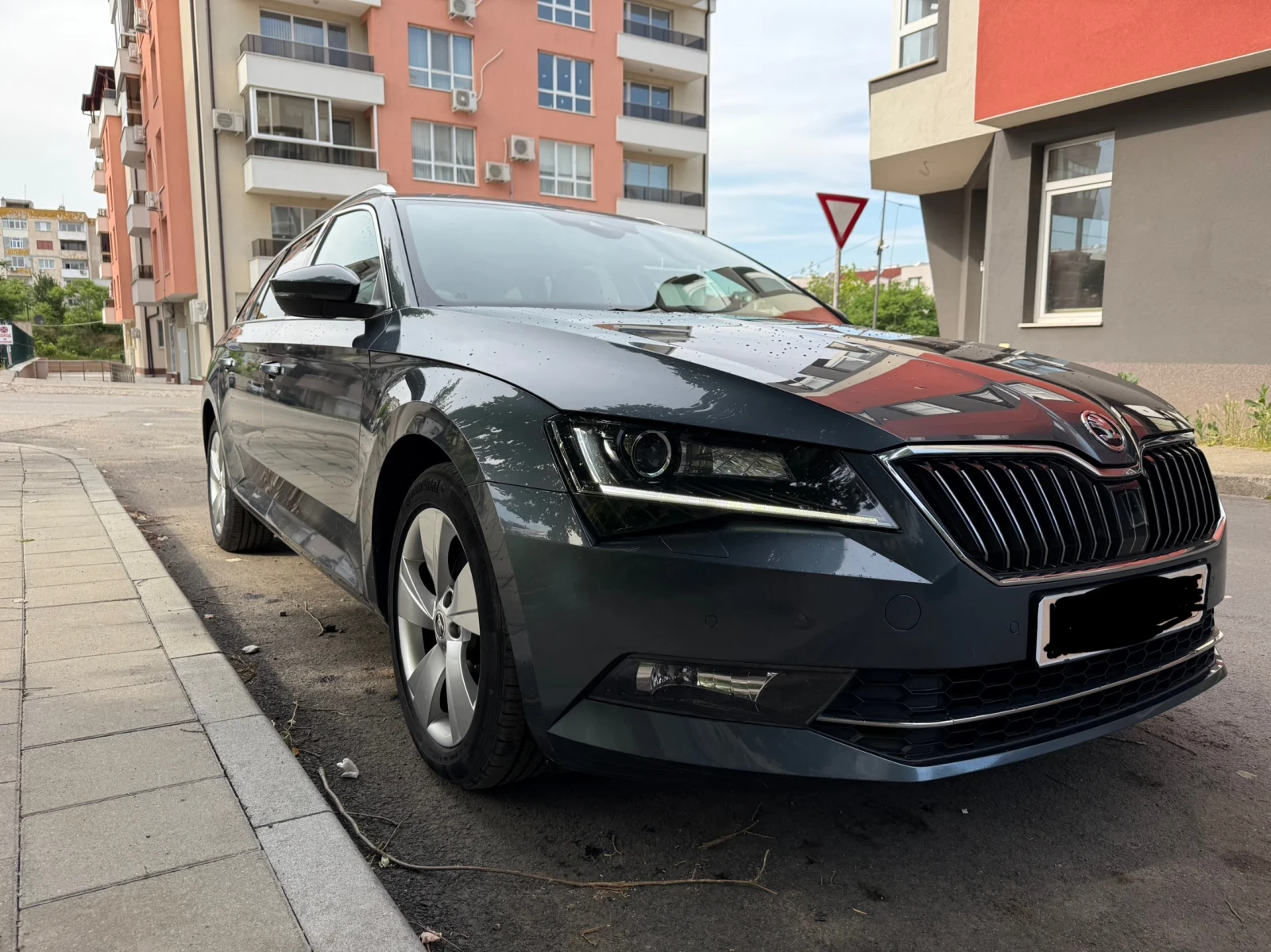Skoda Superb  - изображение 9