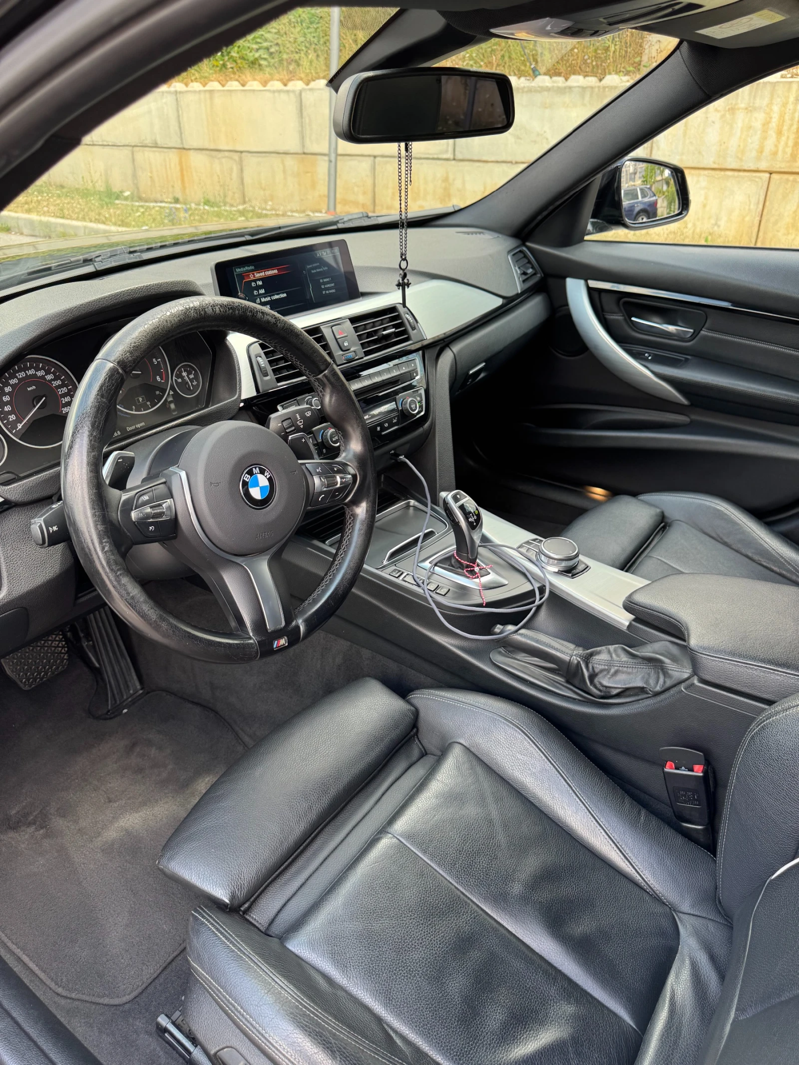 BMW 320 320D XDRIVE - изображение 8