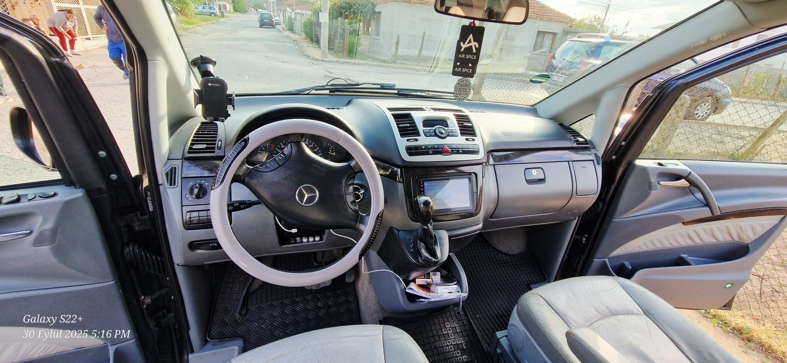 Mercedes-Benz Viano  - изображение 9