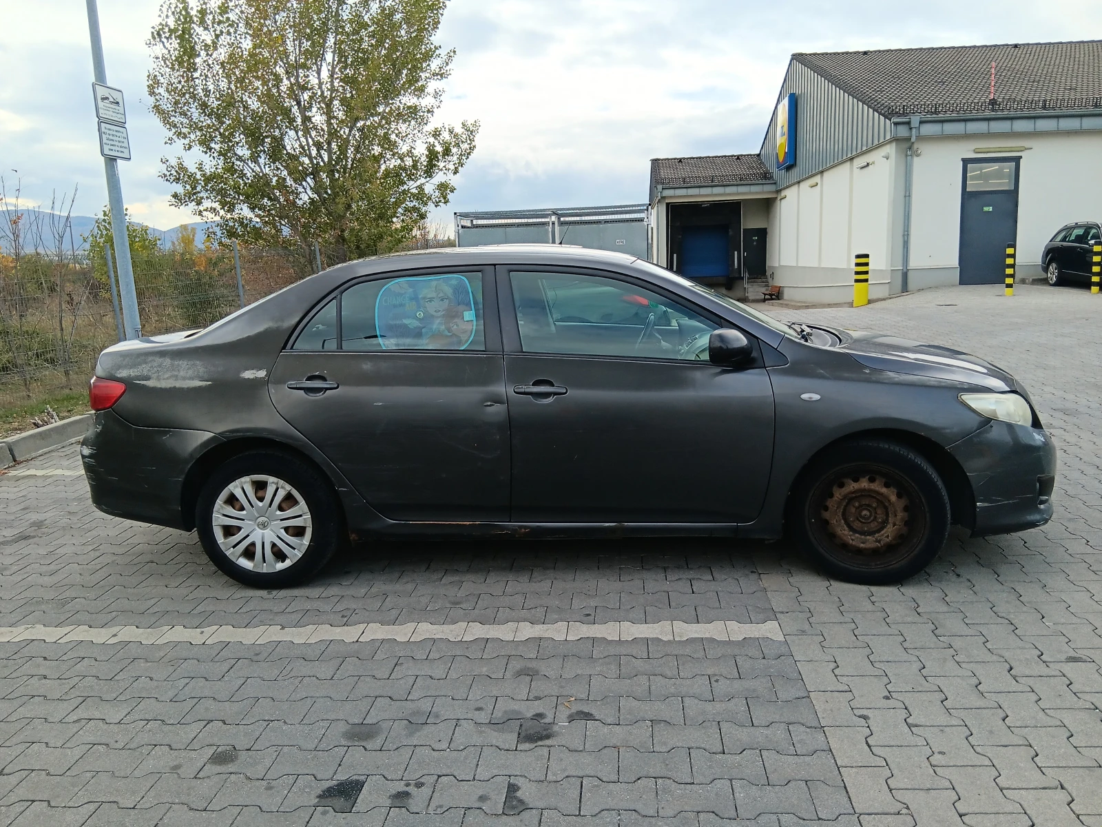 Toyota Corolla  - изображение 2