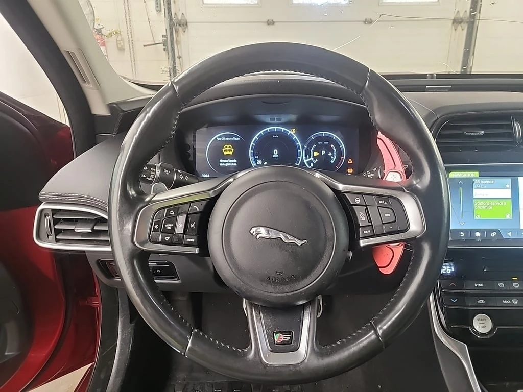 Jaguar XE * S * CARFAX *    | Mobile.bg   11