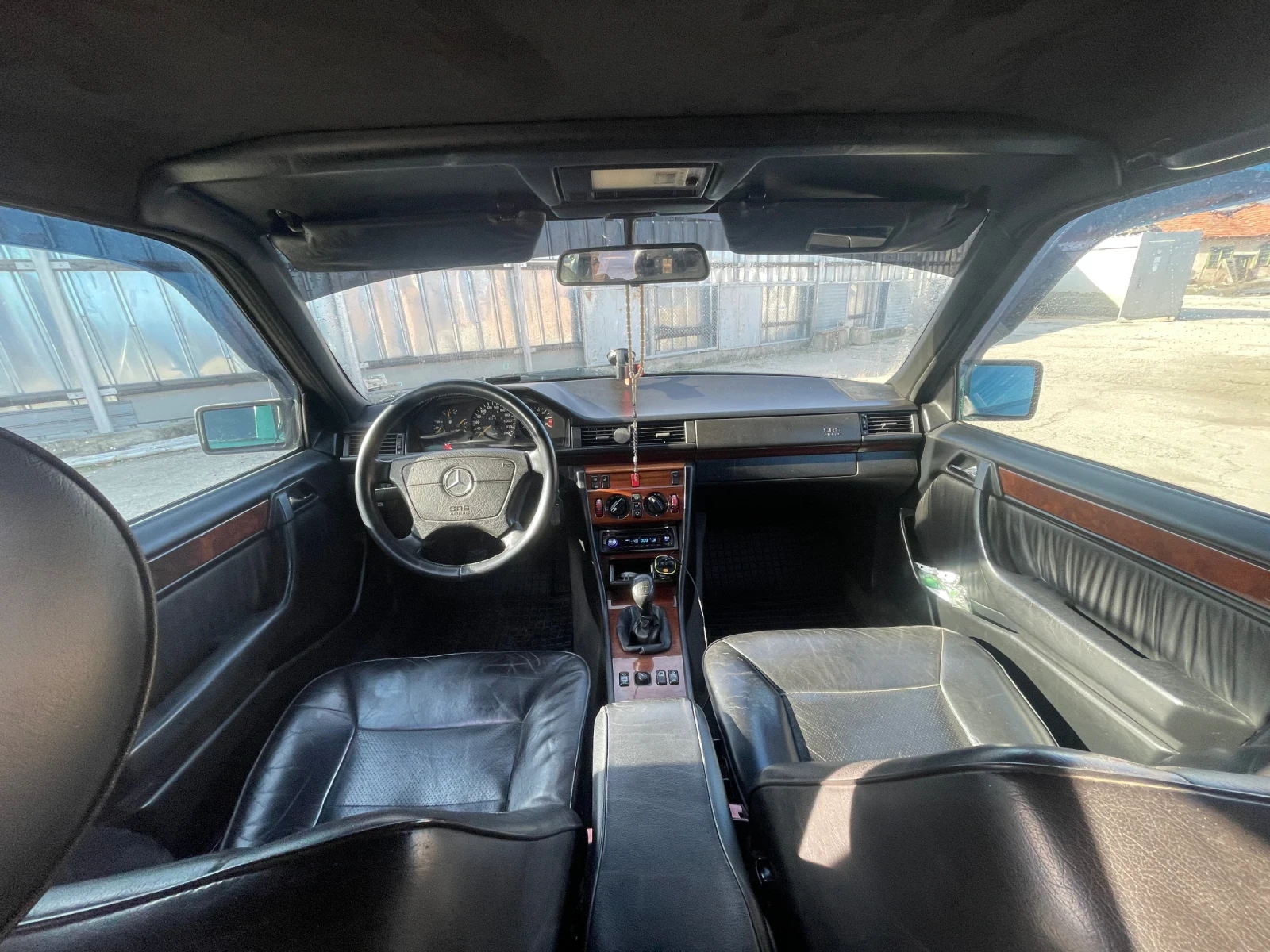 Mercedes-Benz E 200 W124 | Mobile.bg � ����������� 12