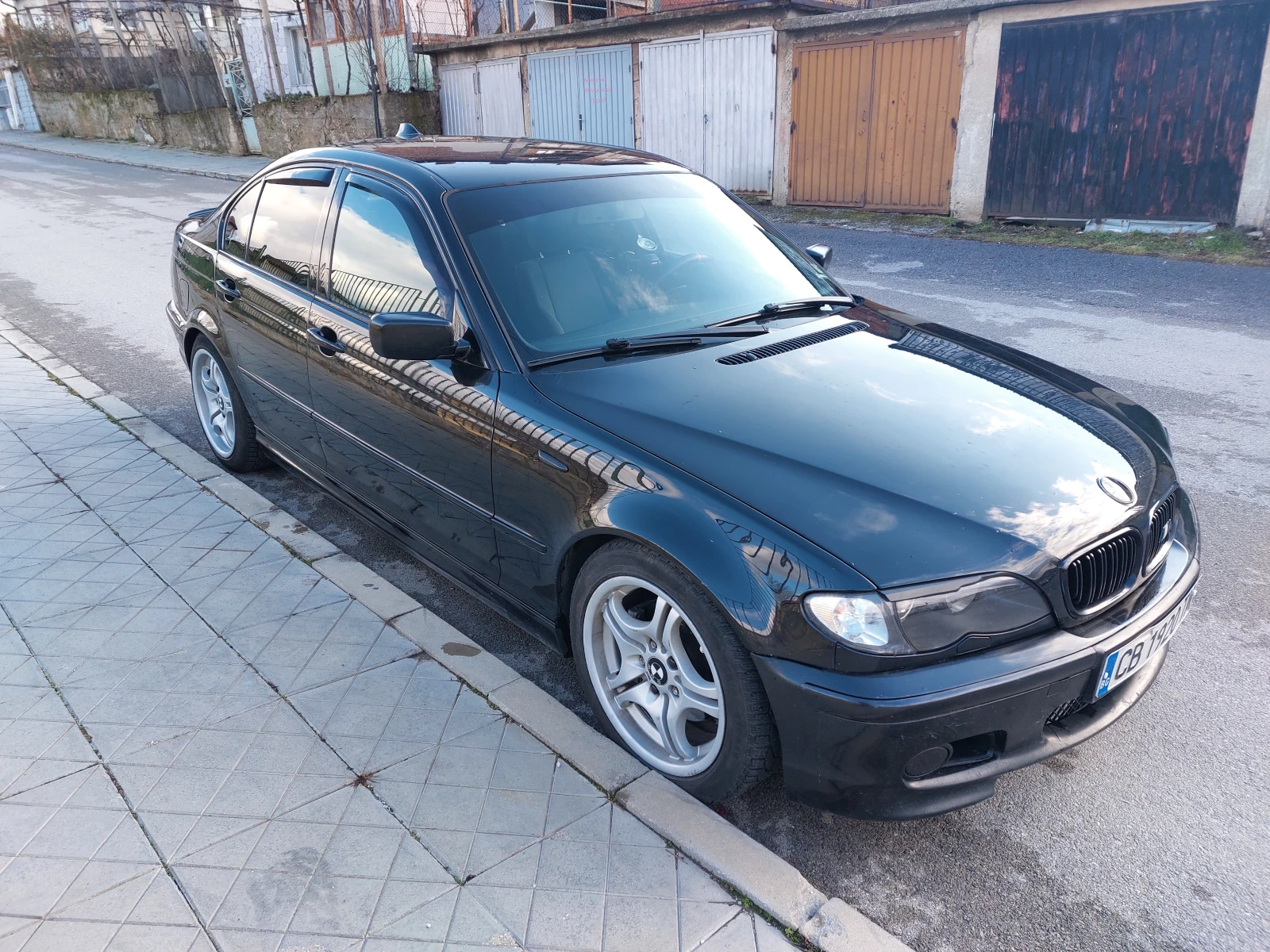 BMW 320 d М-пакет, снимка 12 - Автомобили и джипове - 53315778