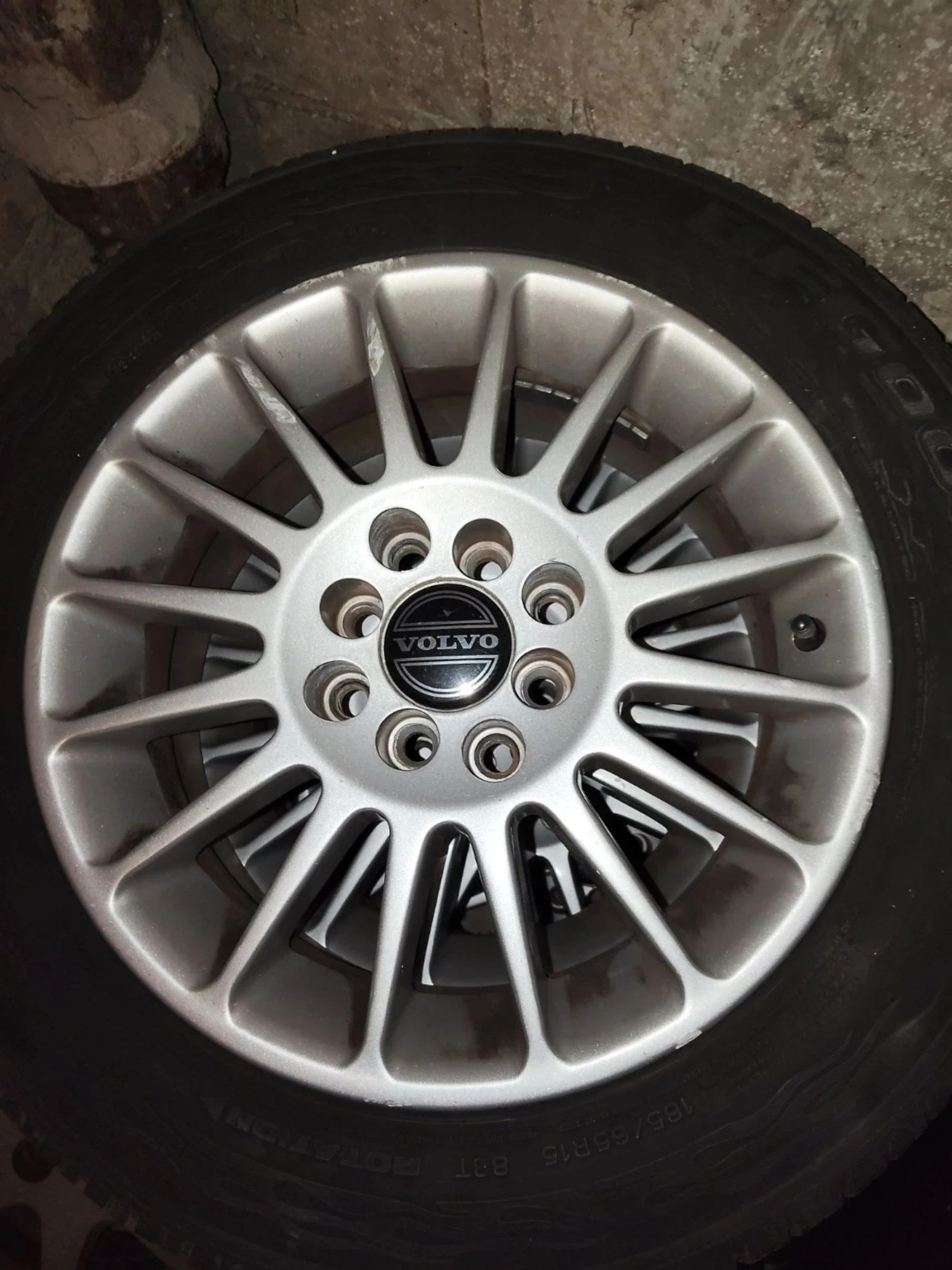 Volvo V40 4x2, снимка 14 - Автомобили и джипове - 53880248