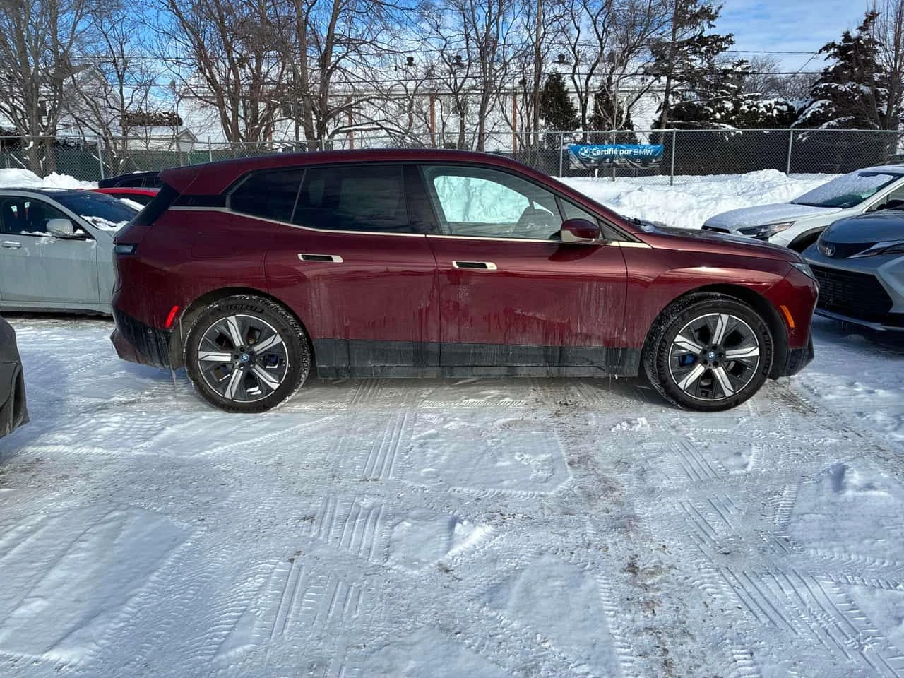 BMW iX * xDrive50 * CARFAX * БЕЗ ПЪРВОНАЧАЛНА ВНОСКА, снимка 3 - Автомобили и джипове - 53913693