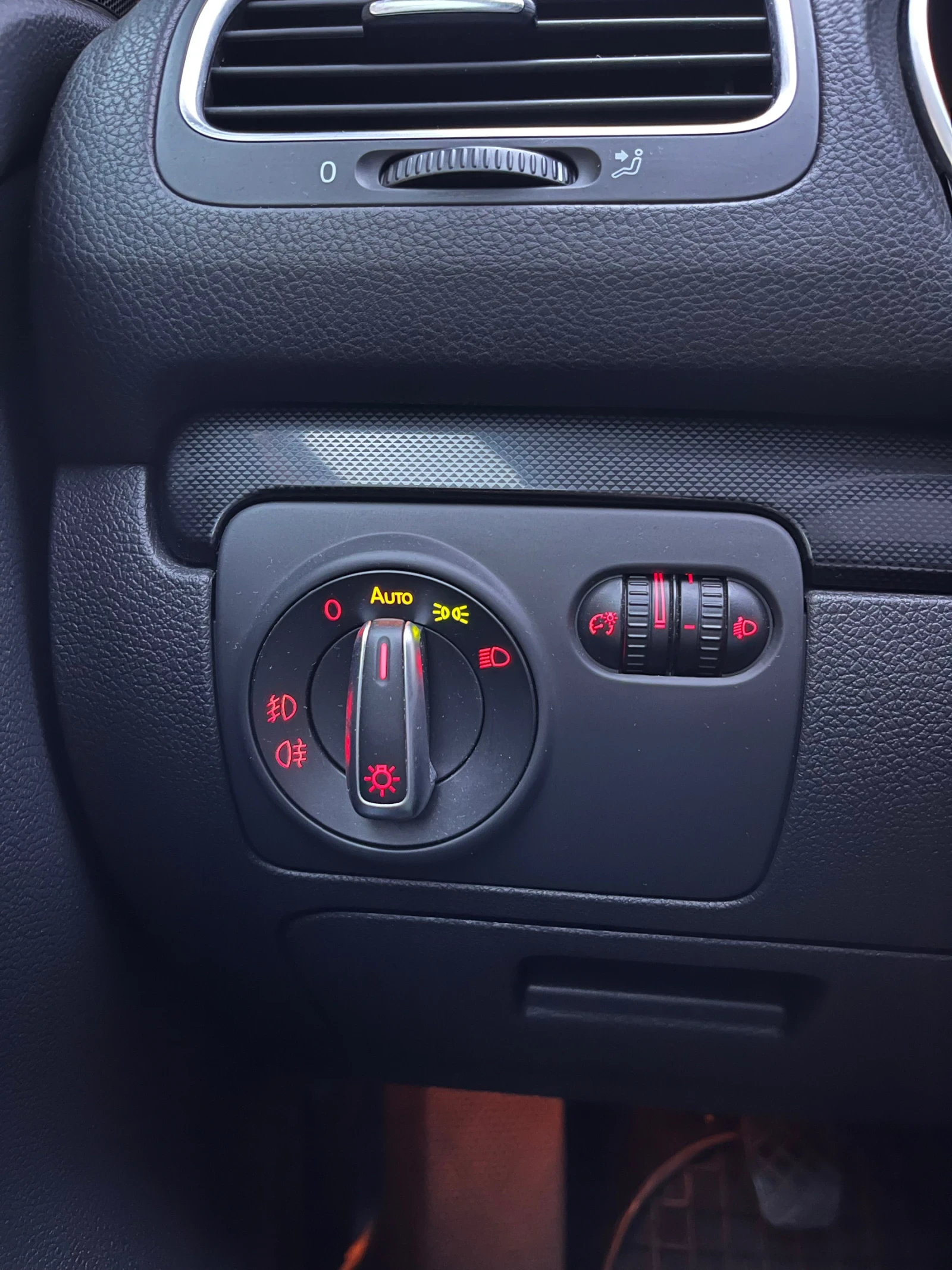 VW Golf, снимка 17 - Автомобили и джипове - 53918348