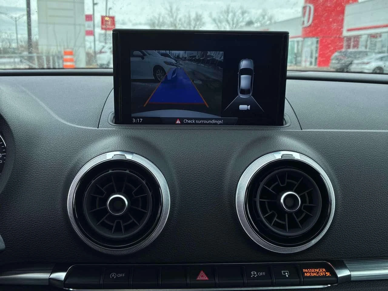 Audi A3 2.0T Progressiv/CARFAX/Подгрев/Панорама/Клип, снимка 9 - Автомобили и джипове - 53918707