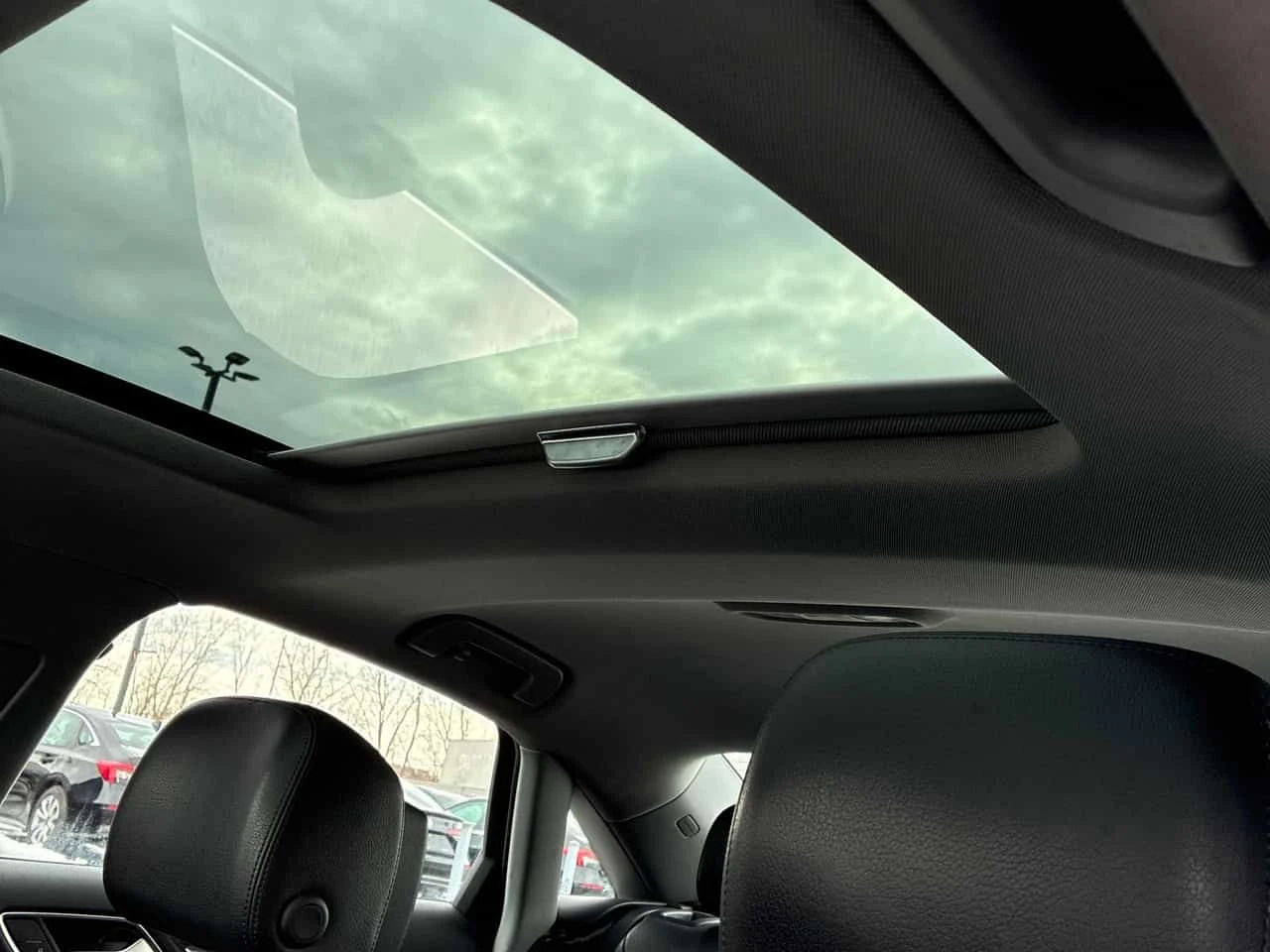 Audi A3 2.0T Progressiv/CARFAX/Подгрев/Панорама/Клип, снимка 11 - Автомобили и джипове - 53918707