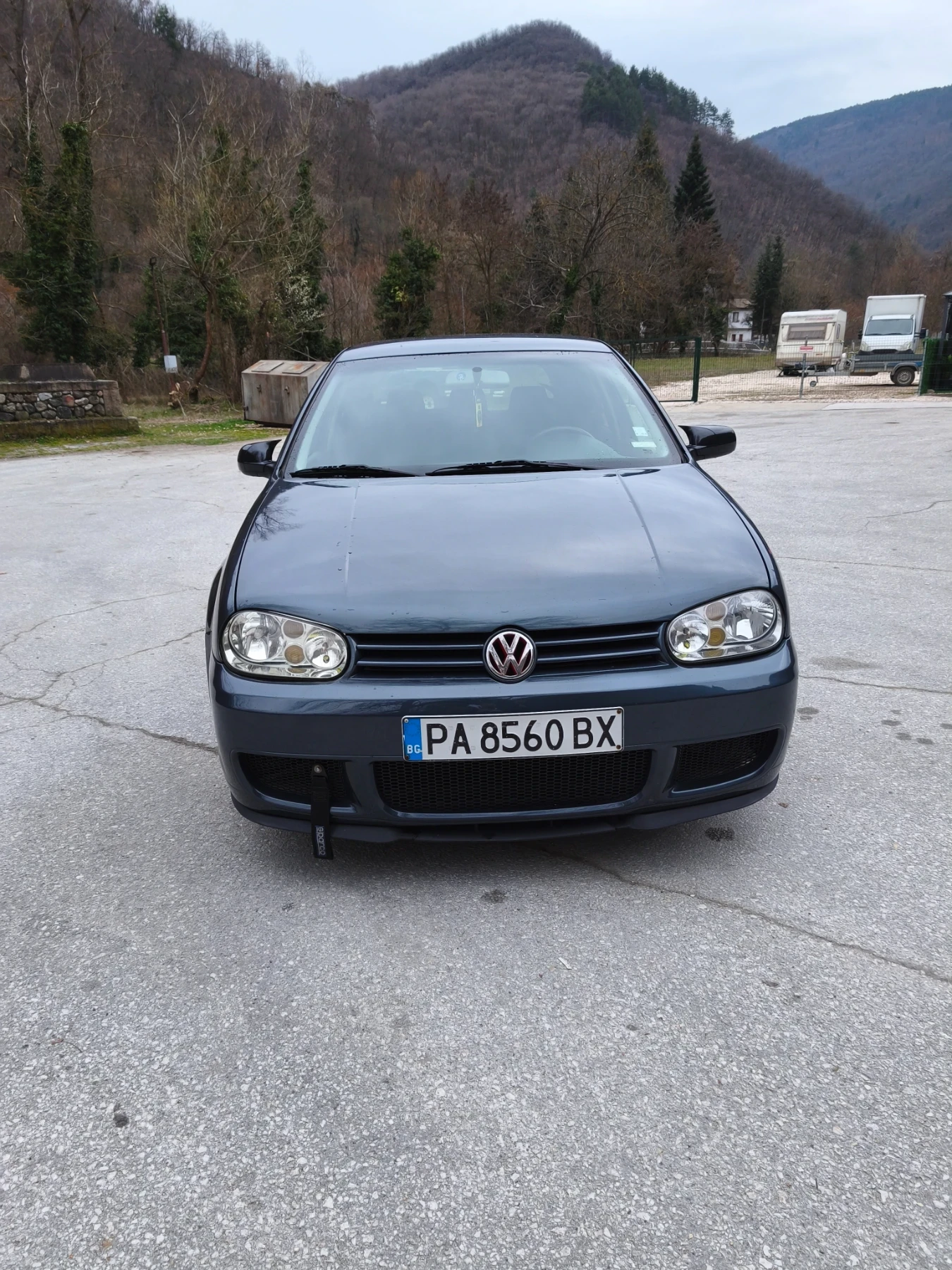 VW Golf, снимка 4 - Автомобили и джипове - 53972279