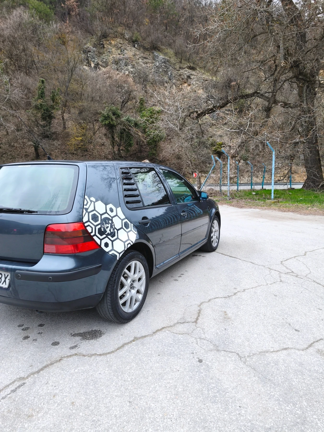 VW Golf, снимка 5 - Автомобили и джипове - 53972279