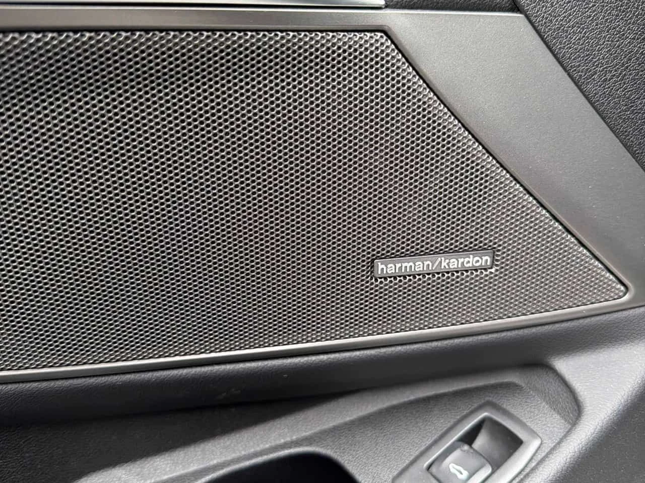 BMW 340  M xDrive /360/Harman Kardon , снимка 15 - Автомобили и джипове - 54078419