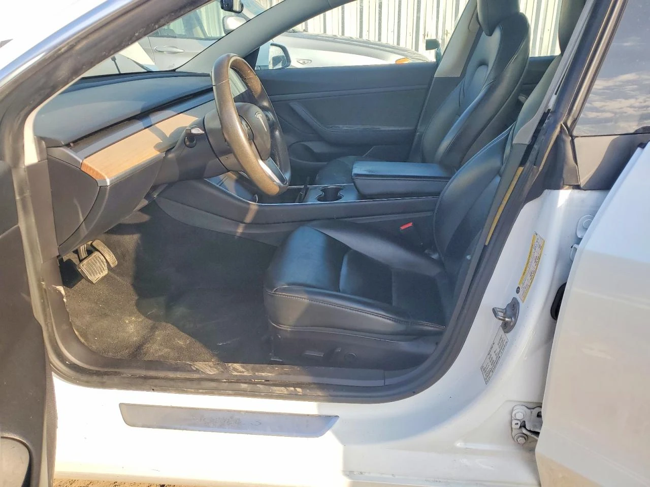 Tesla Model 3, снимка 6 - Автомобили и джипове - 54122261