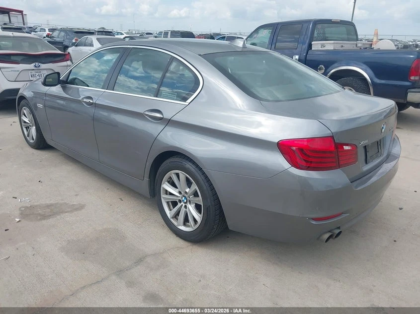 BMW 528 2.0l I xDrive, снимка 2 - Автомобили и джипове - 54386373