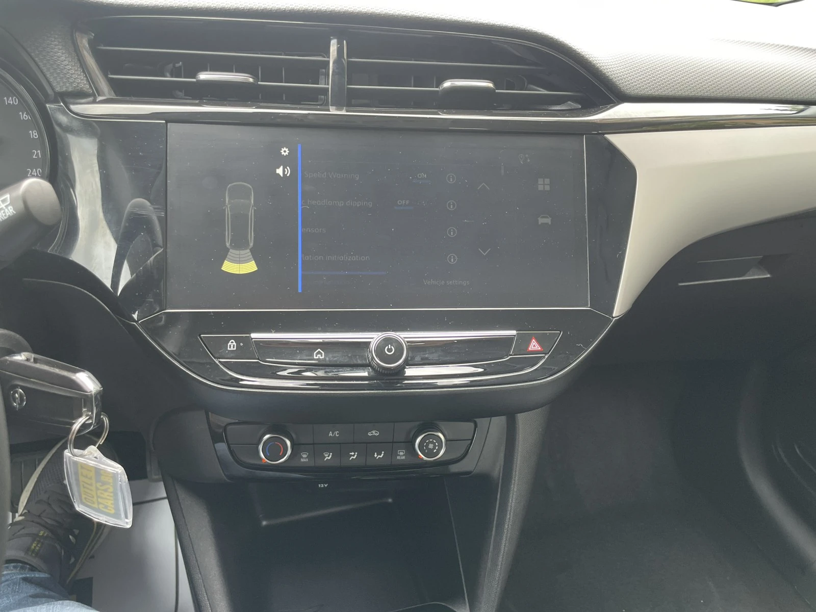 Opel Corsa Edition, снимка 8 - Автомобили и джипове - 54554023