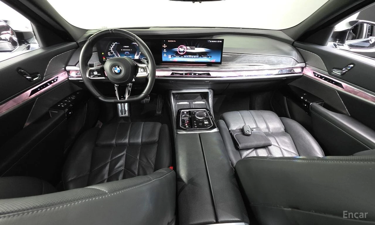 BMW 740 XDRIVE* M SPORT* HUD* 360* LASER* PANO* ОБДУХВАНЕ, снимка 6 - Автомобили и джипове - 54730467