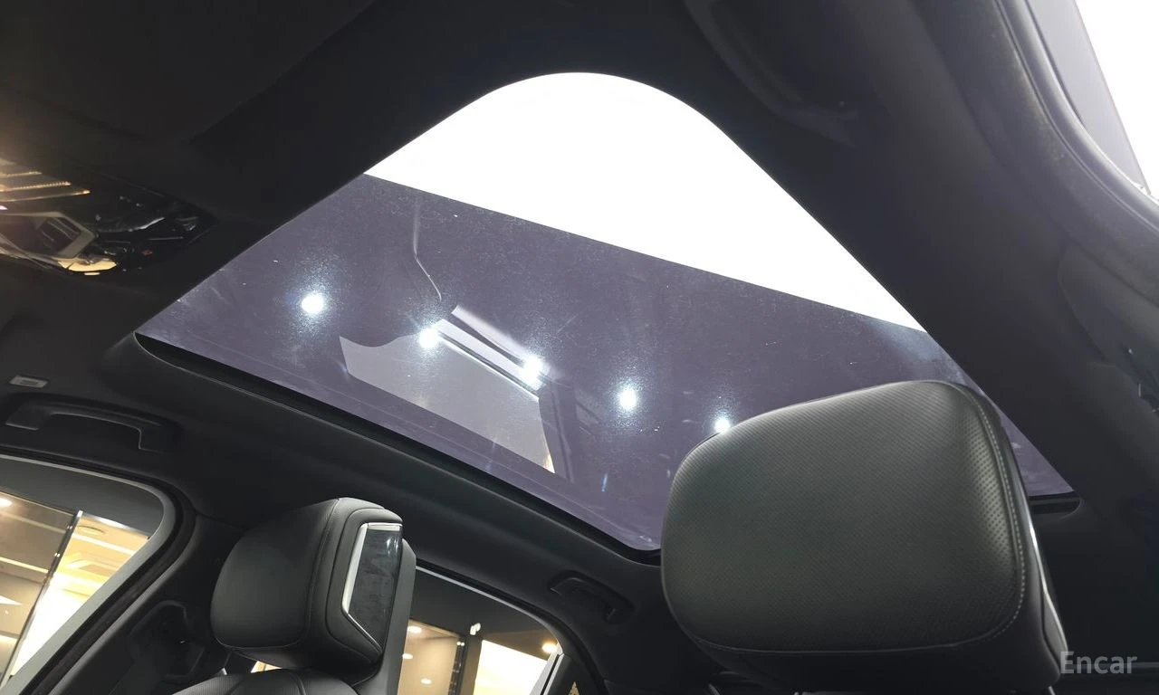 BMW 740 XDRIVE* M SPORT* HUD* 360* LASER* PANO* ОБДУХВАНЕ, снимка 13 - Автомобили и джипове - 54730467