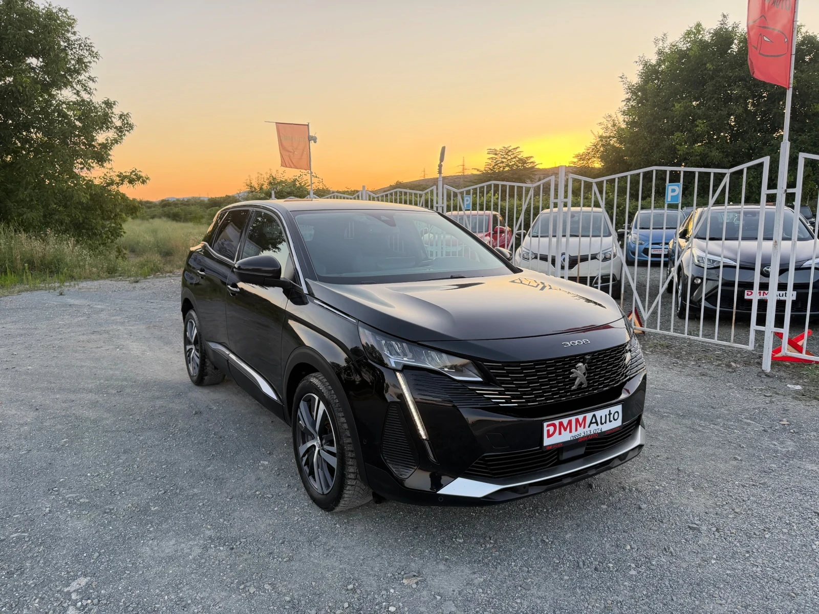 Peugeot 3008 Allure / АВТОМАТИК / ЕВРО6 / YOUTUBE / WAZE , снимка 3 - Автомобили и джипове - 55287329