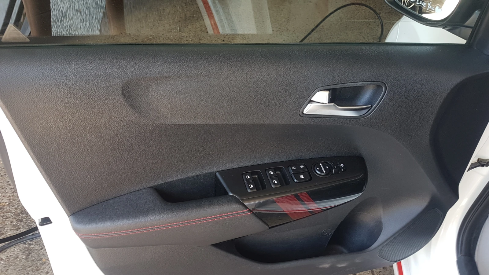 Kia Picanto 1.0i GT-LINE, снимка 8 - Автомобили и джипове - 55671713
