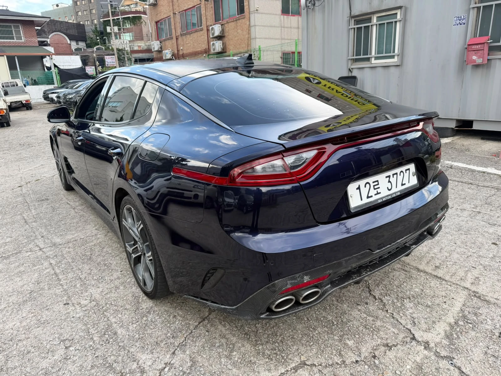Kia Stinger 3.3 GT / AWD / ОЧАКВАН ВНОС !!!, снимка 3 - Автомобили и джипове - 55702938