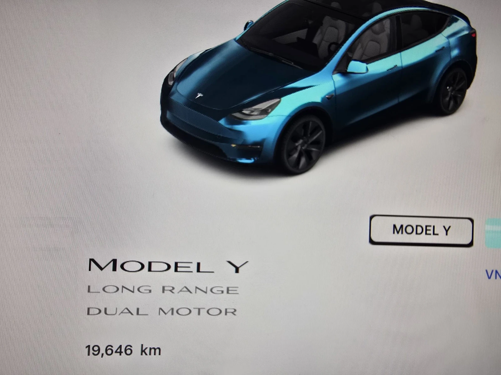 Tesla Model Y LONG RANGE* DUAL MOTOR* 2025* 19000km* , снимка 17 - Автомобили и джипове - 55749096