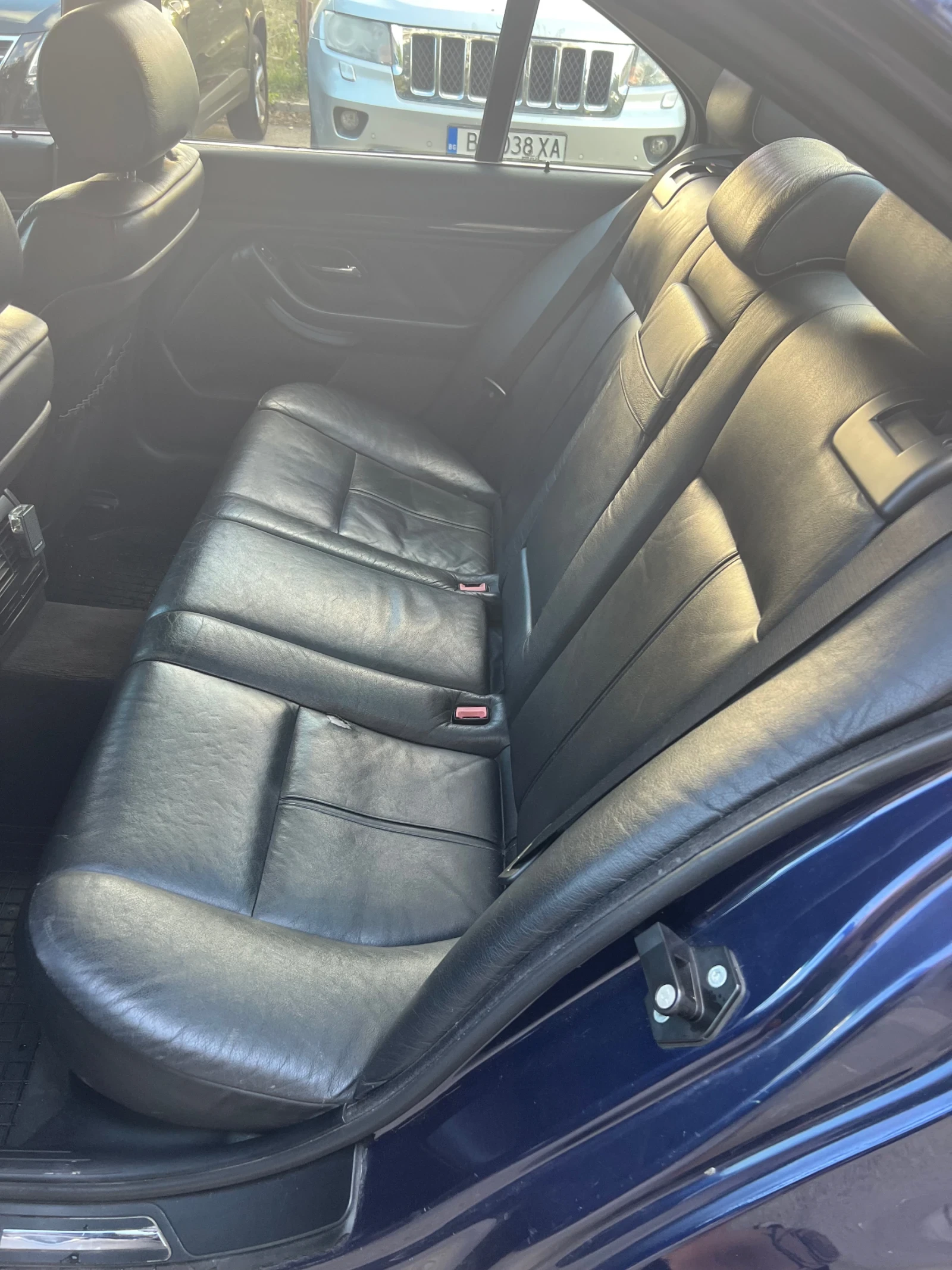 BMW 528 i 2.8 Газ/Бензин | Автоматик | Кожа, снимка 11 - Автомобили и джипове - 55770964