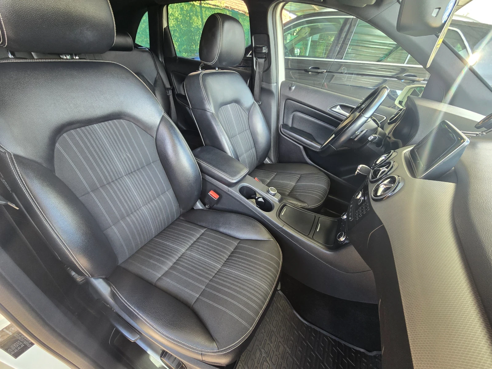 Mercedes-Benz B 180 Реални км, Без забележки, снимка 10 - Автомобили и джипове - 55795796