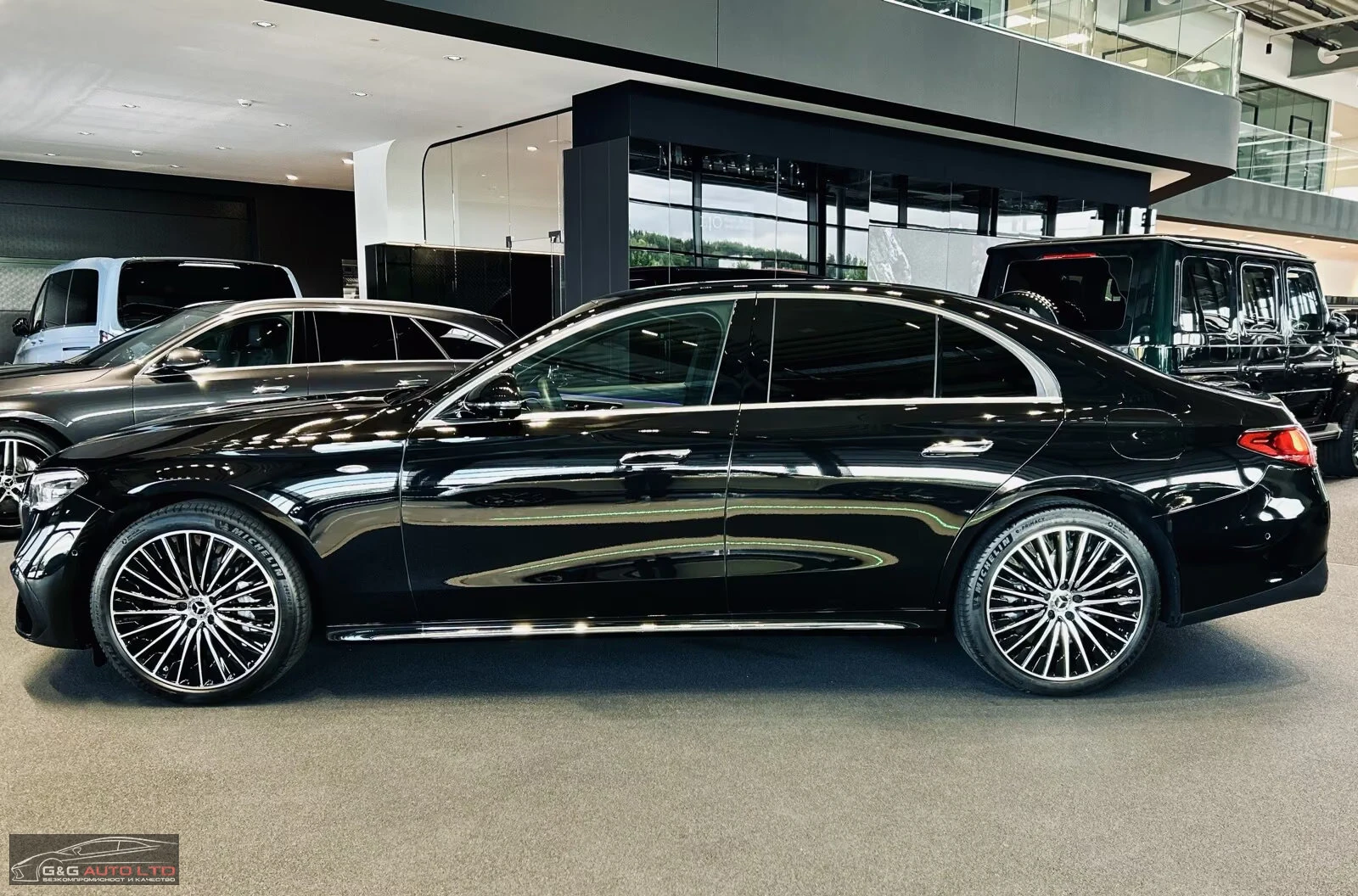Mercedes-Benz E 400 e/381HP/4M/AMG/360/ACC/VENT/870z, снимка 2 - Автомобили и джипове - 56017645
