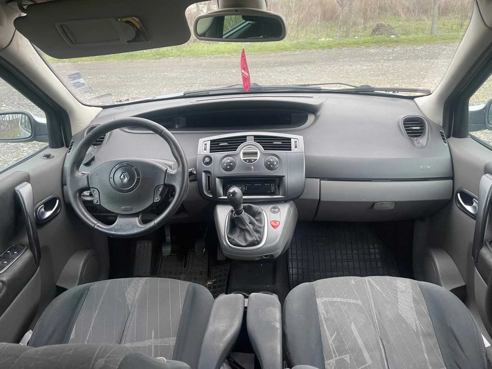 Renault Scenic, снимка 5 - Автомобили и джипове - 56022890
