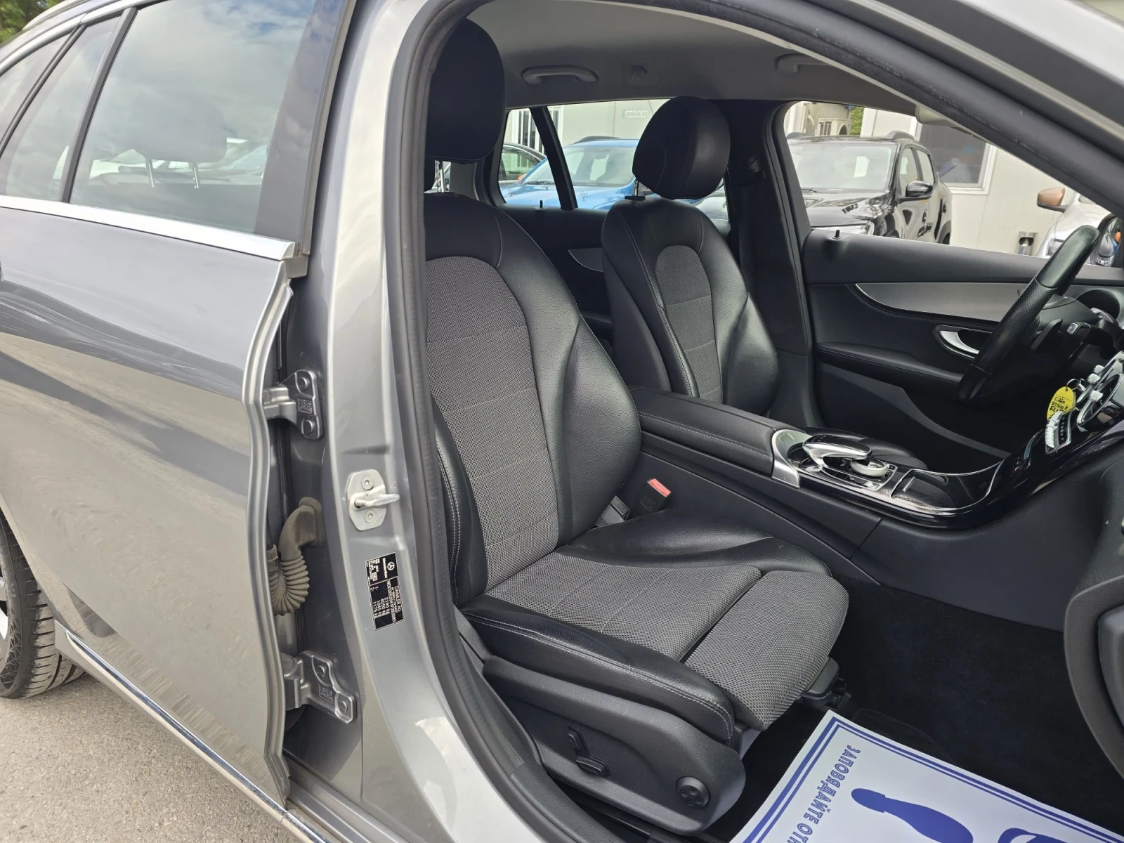 Mercedes-Benz C 220 D 170к.с AMG Business , снимка 12 - Автомобили и джипове - 56225468