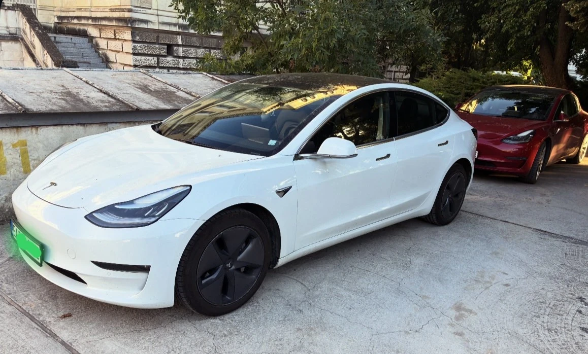 Tesla Model 3 Long range