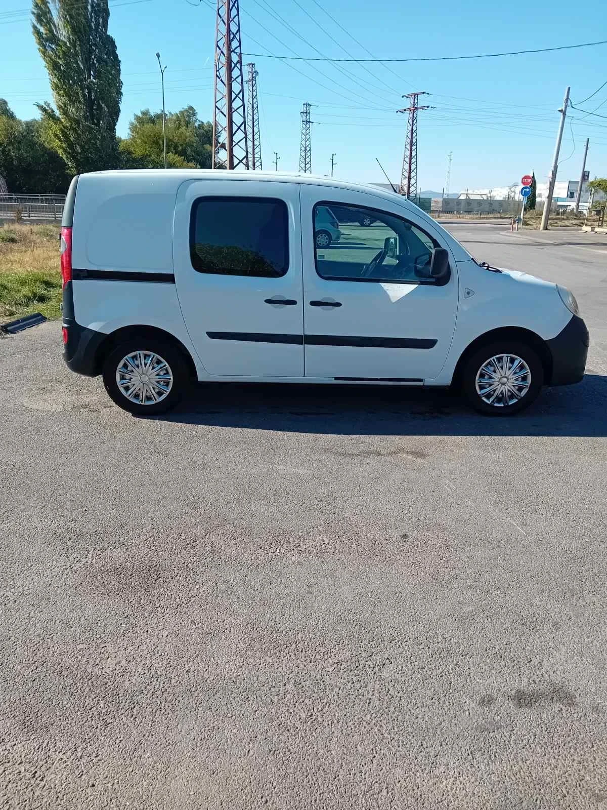 Renault Kangoo 1, 5 dci, euro 4 , снимка 4 - Автомобили и джипове - 56315091