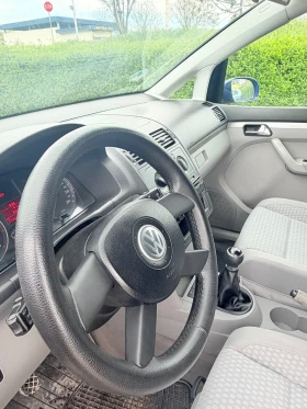 VW Touran Бензин Валидни Немски номера, снимка 7