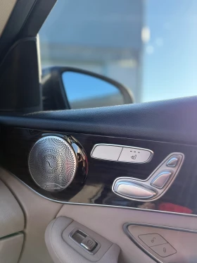 Mercedes-Benz GLC 300 4MATIC* AMG* FACELIFT, снимка 9