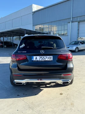 Mercedes-Benz GLC 300 4MATIC* AMG* FACELIFT, снимка 4