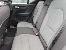 Volvo XC40 * CORE * АВТОКРЕДИТ БЕЗ ПЪРВОНАЧАЛНА ВНОСКА * , снимка 11