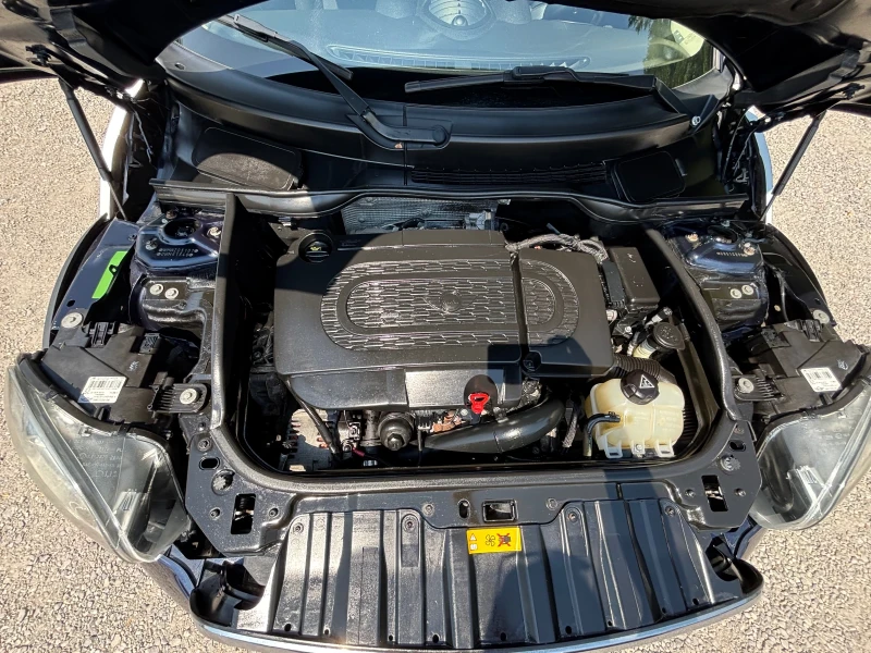 Mini Countryman 1.6 COOPER D, снимка 13 - Автомобили и джипове - 51132945