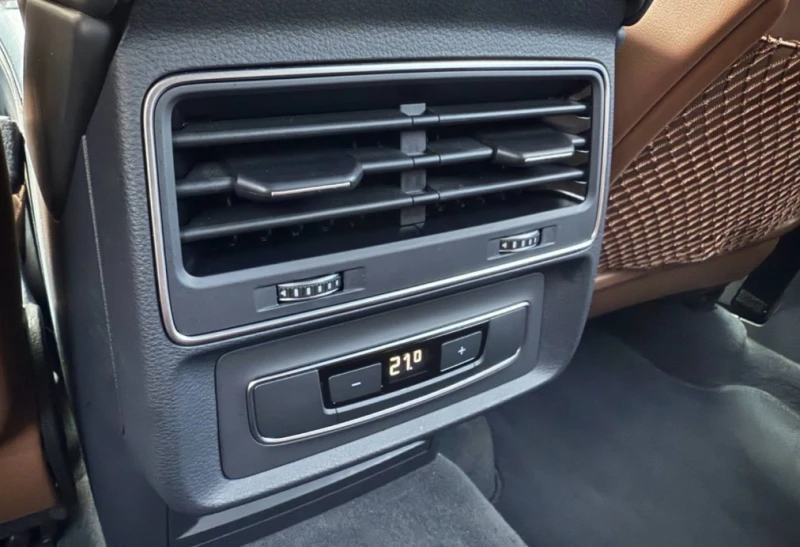 Audi Q7 TFSI Quattro S-line, снимка 11 - Автомобили и джипове - 52846085