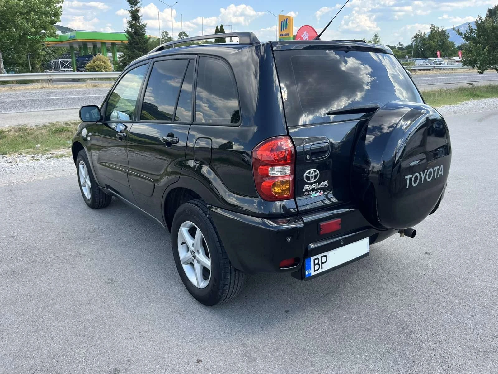 Toyota Rav4 FACE 2.0D4D 116кс РЕГИСТРИРАНА ОБСЛУЖЕНА ПЕРФЕКТНА - изображение 5