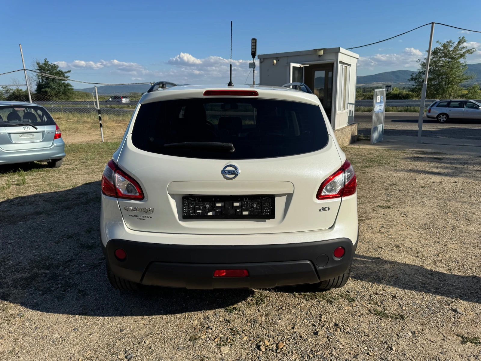 Nissan Qashqai 1.6DCI KAMERA 360  - изображение 6