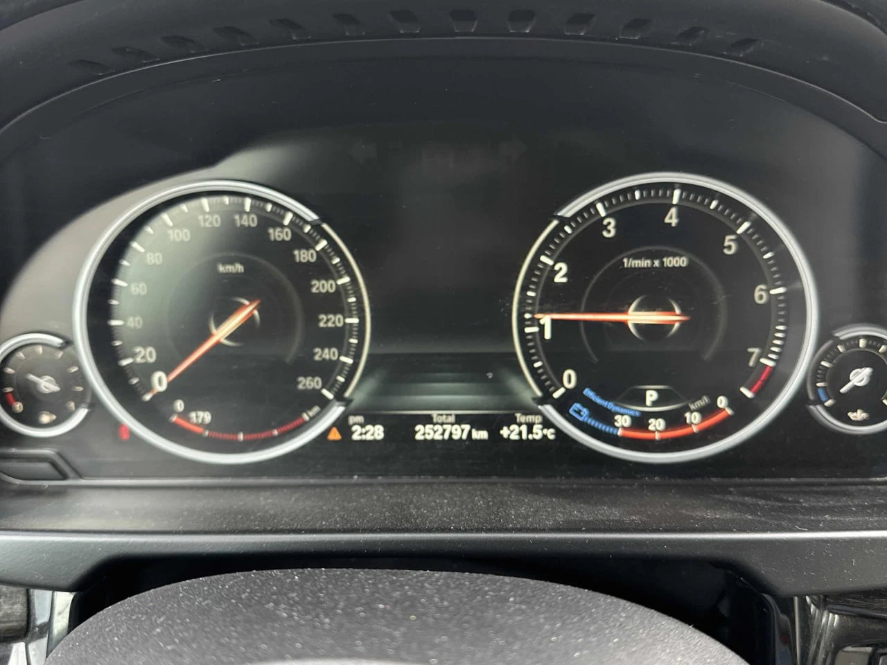 BMW X5 * АВТО КРЕДИТ* ЦЕНА ДО БГ * СЕРВИЗНА ИСТОРИЯ *  - изображение 8
