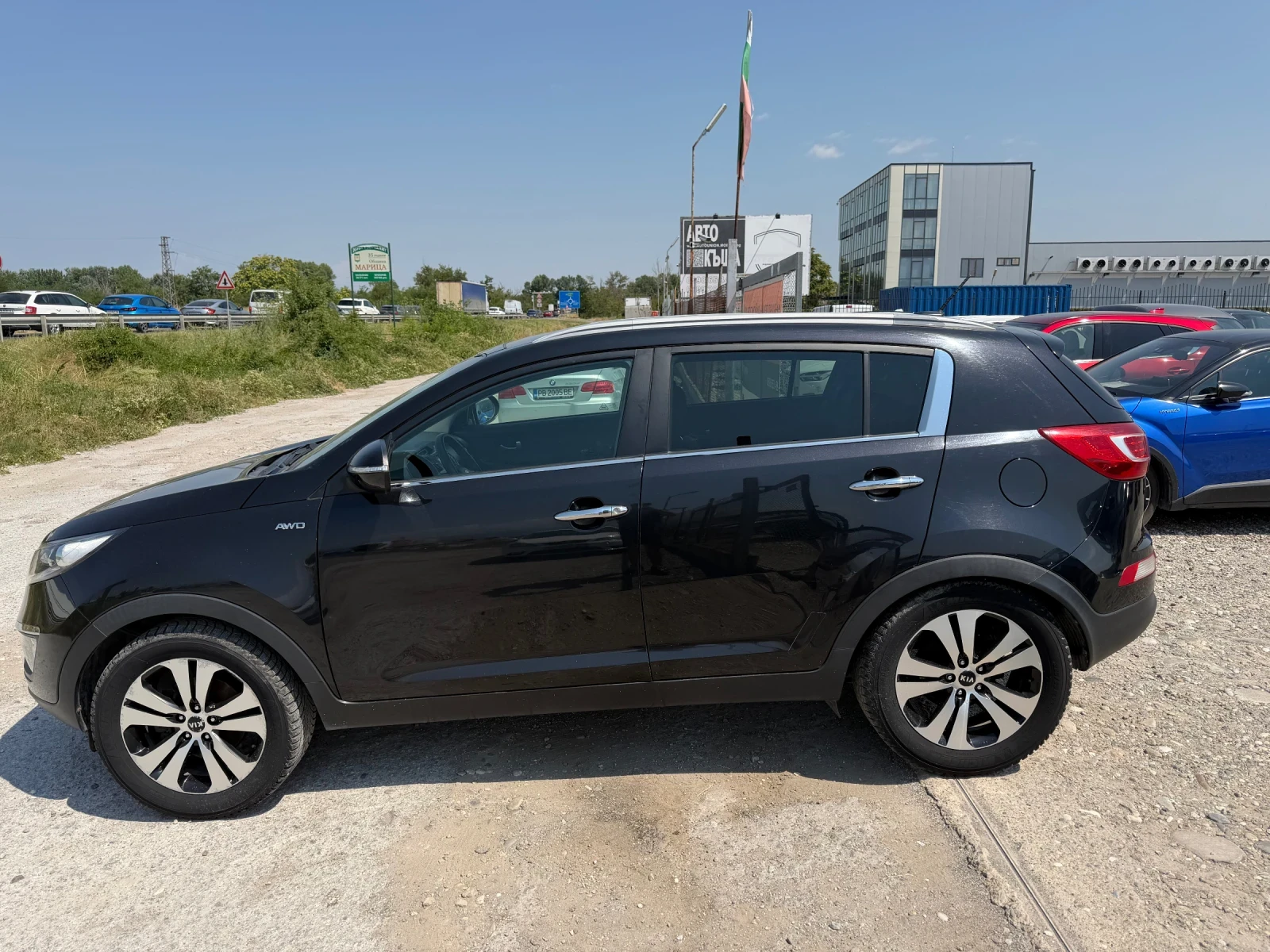 Kia Sportage 2.0 Газ.инж. 4х4 * FULL* Кам* Подг* Пано* Нави, снимка 8 - Автомобили и джипове - 52442178