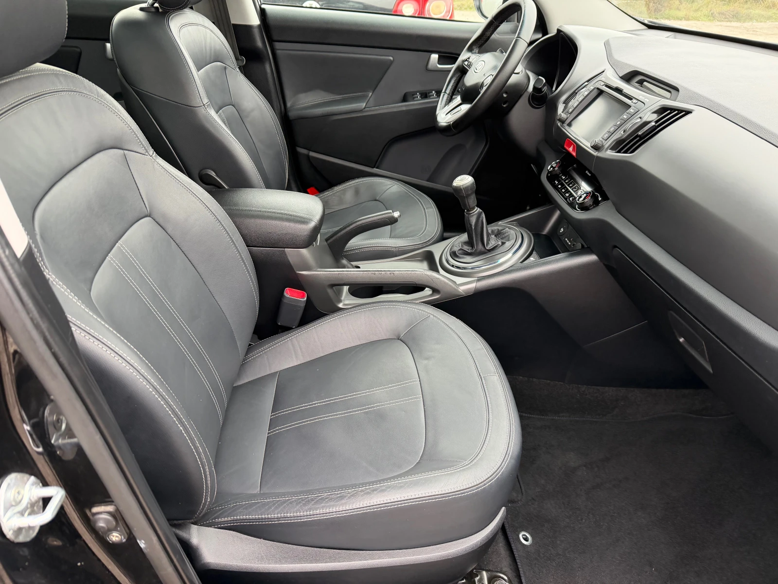 Kia Sportage 2.0 .. 44 | Mobile.bg   11