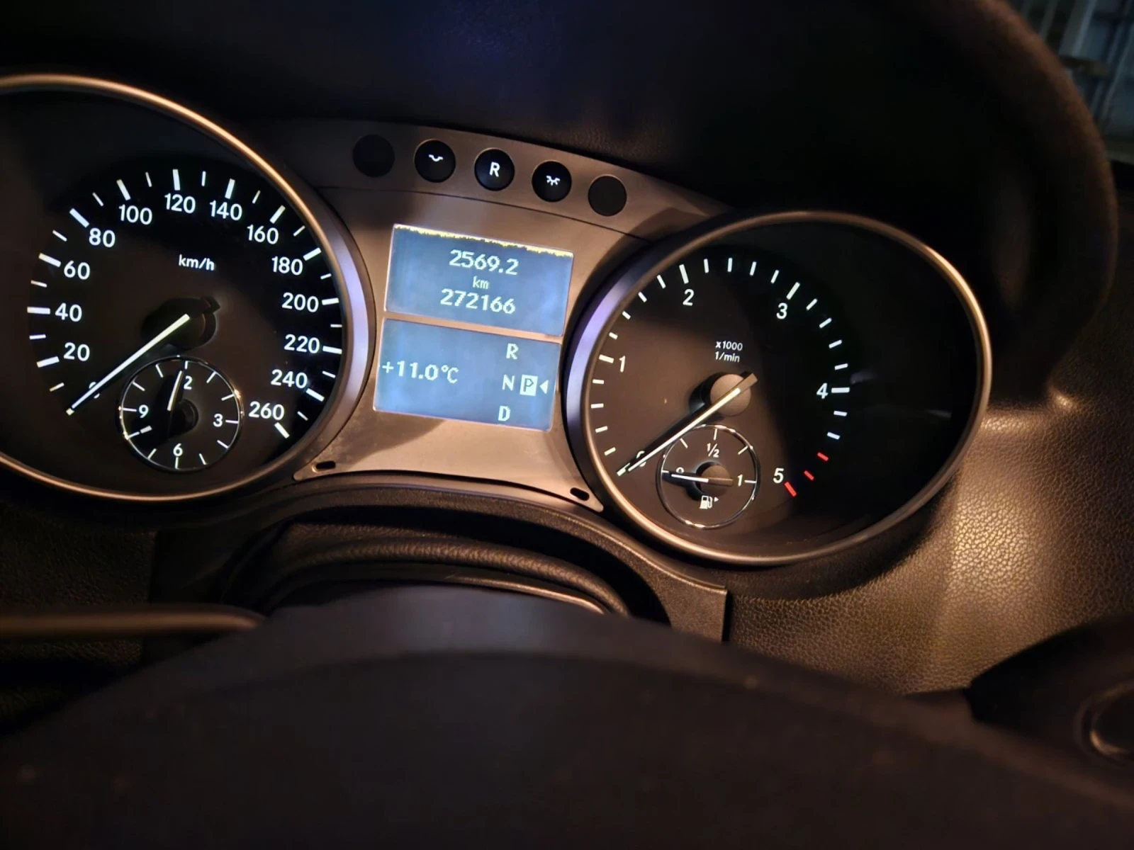 Mercedes-Benz ML 320 3.2CDI(224)* 4-MATIC* FACELIFT* , снимка 9 - Автомобили и джипове - 54032906