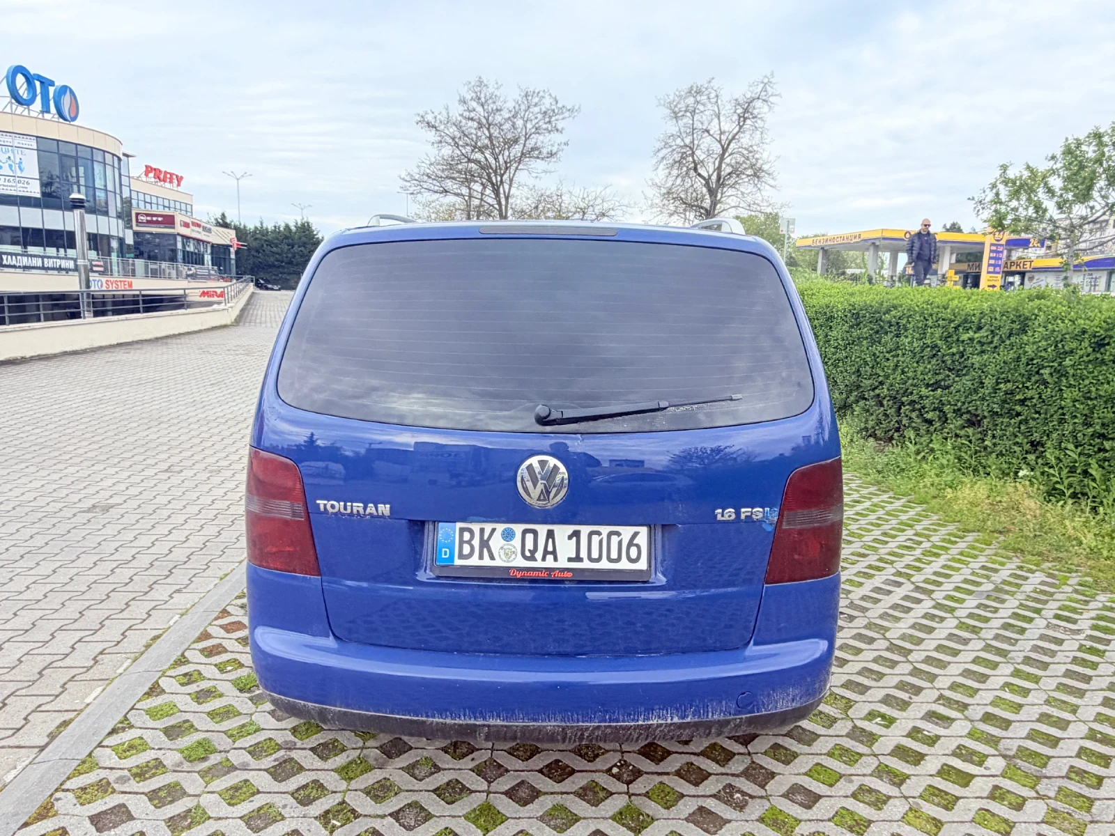 VW Touran Бензин Валидни Немски номера, снимка 4 - Автомобили и джипове - 54371700