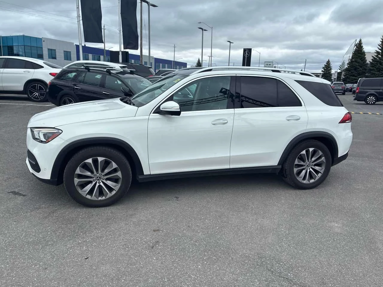 Mercedes-Benz GLE 350 | DISTRONIC| 360| BURMESTER| PANO| ПОДГРЕВИ, снимка 4 - Автомобили и джипове - 54429586