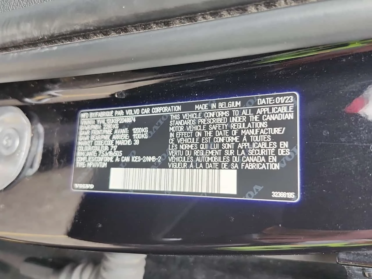 Volvo XC40 * CORE * АВТОКРЕДИТ БЕЗ ПЪРВОНАЧАЛНА ВНОСКА * , снимка 15 - Автомобили и джипове - 54565963