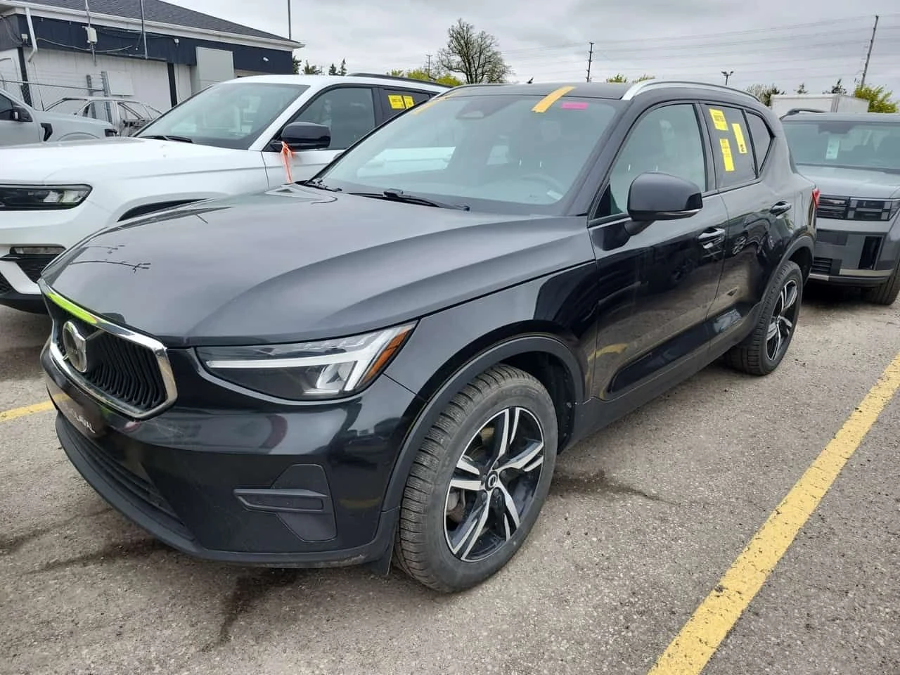 Volvo XC40 * CORE * АВТОКРЕДИТ БЕЗ ПЪРВОНАЧАЛНА ВНОСКА * 