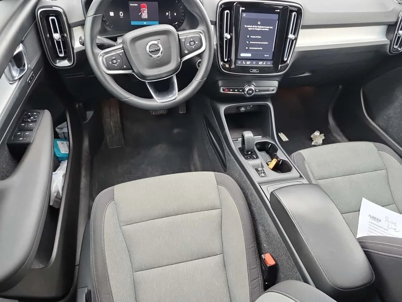 Volvo XC40 * CORE * АВТОКРЕДИТ БЕЗ ПЪРВОНАЧАЛНА ВНОСКА * , снимка 10 - Автомобили и джипове - 54565963