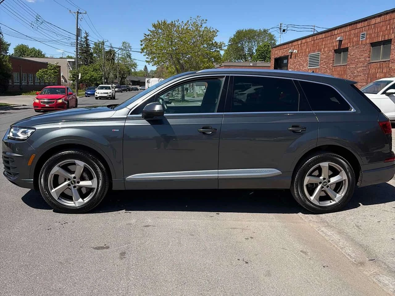 Audi Q7 Progressiv S LINE/ПОДГРЕВИ/ПАНОРАМА/360, снимка 3 - Автомобили и джипове - 54638551